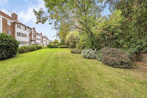 undefined, Great West Road, Osterley