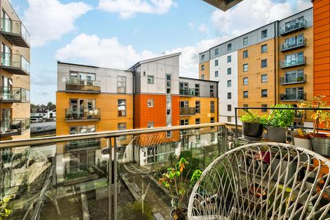 2 bedroom apartment for sale, Jubilee Court, Queen Mary Avenue, South Woodford