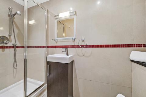 Studio to rent, Gloucester Place, Marylebone, London, NW1