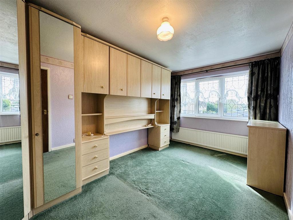 Bedroom1.jpg