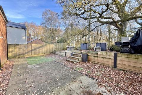 undefined, Vale Crescent, Nether Alderley