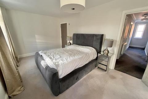 undefined, Vale Crescent, Nether Alderley