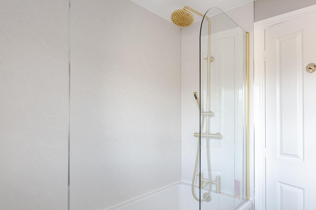 Bathroom2