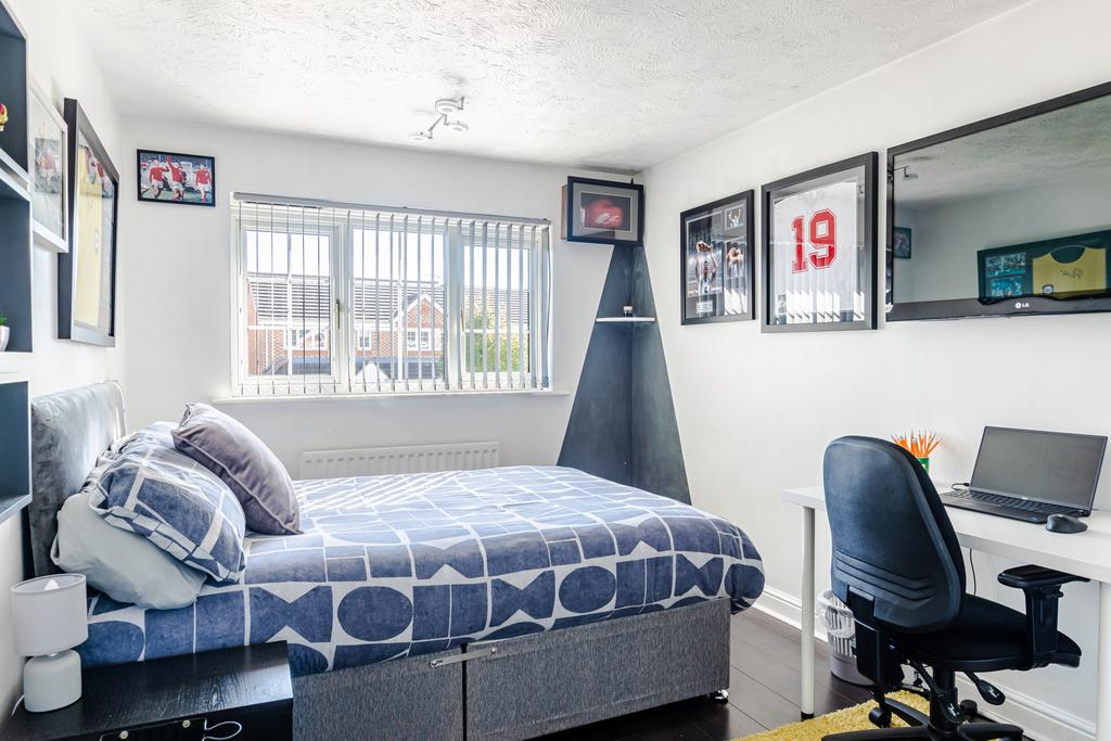 Bedroom4