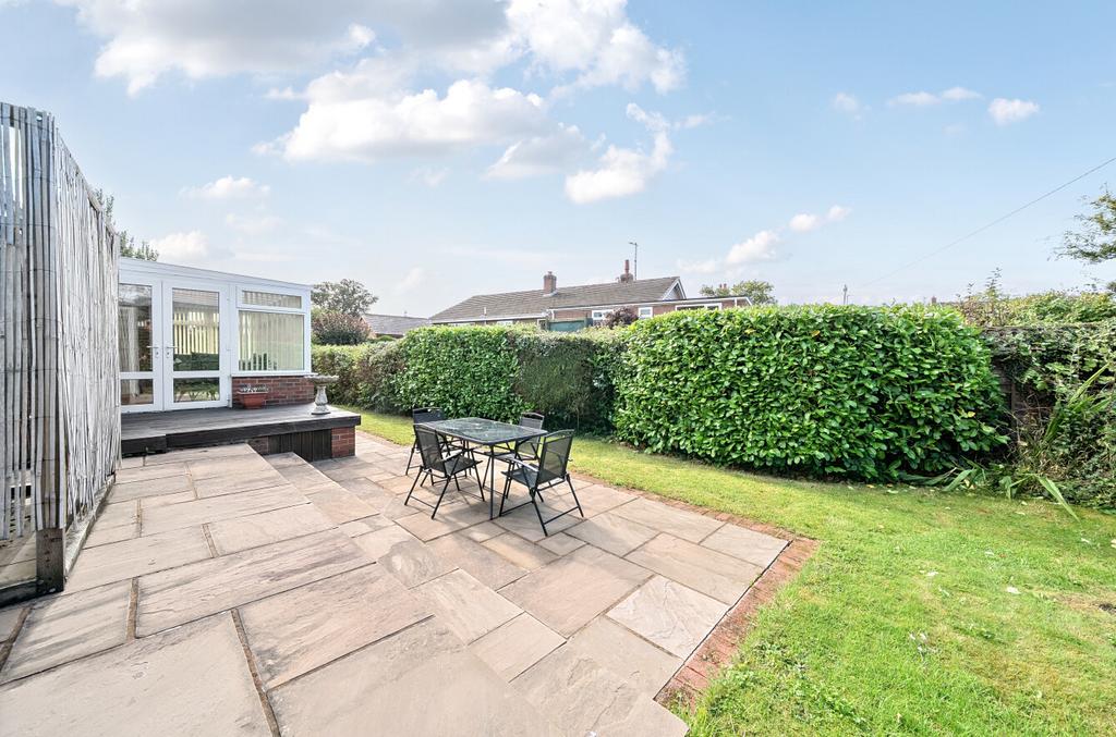 1346372-5-68c93fa...