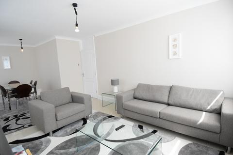 3 bedroom apartment for sale, Harrowby Street, LONDON W1H