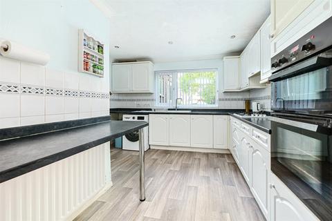 undefined, Lendore Road, Camberley GU16