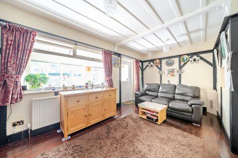 40 Brookfields Avenue, Mitcham, CR4 4BN