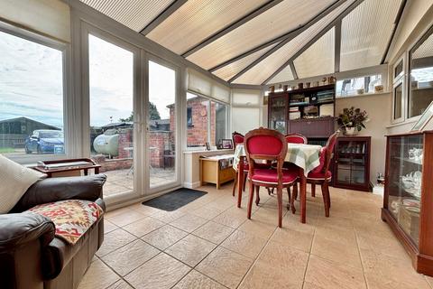 3 bedroom semi-detached house for sale, Winchcombe Road, Evesham WR11