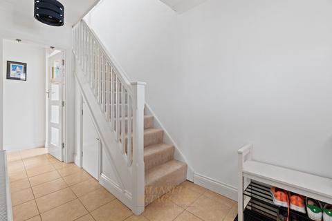 3 Cobbles Crescent, Crawley, RH10 8HA