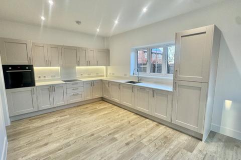 4 bedroom detached house for sale, Coningsby Road, Folkestone CT18