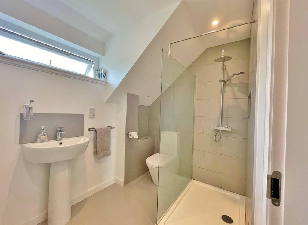 Family Shower Room