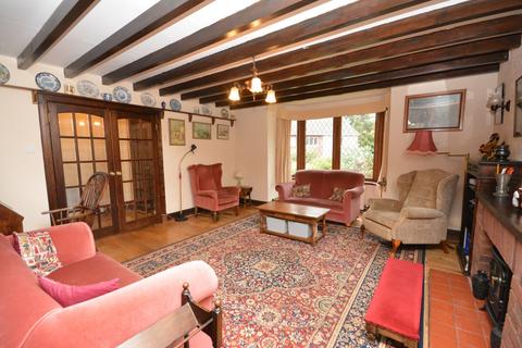 3 bedroom cottage for sale, Polwarth Avenue, Brightons, FK2