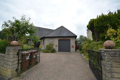 3 bedroom cottage for sale, Polwarth Avenue, Brightons, FK2