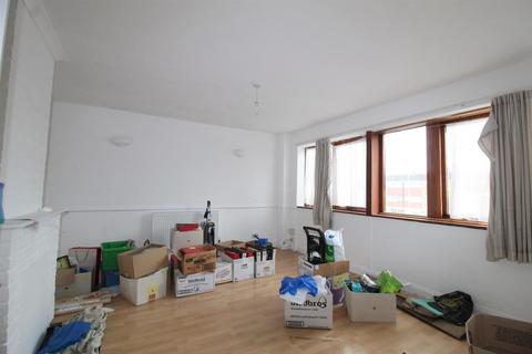 undefined, Rossgate, Hemel Hempstead HP1