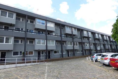 3 bedroom duplex for sale, Canute Gardens, London
