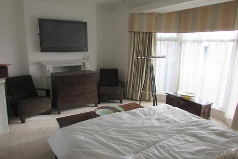 undefined, Heathfield, Mount Pleasant, Swansea