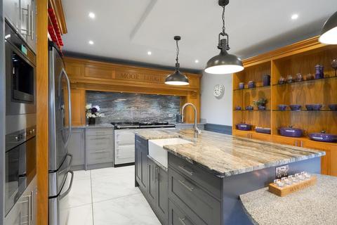 4 bedroom detached house for sale, Sugworth, Sheffield S6