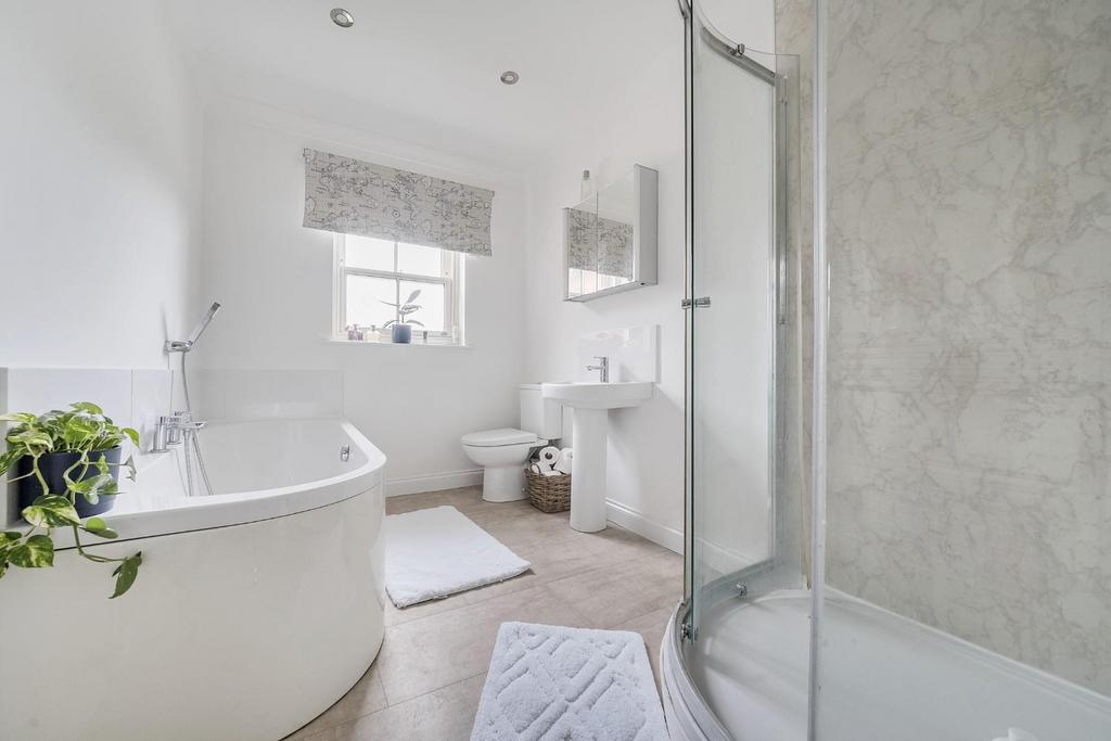 BATH &amp; SHOWER ROOM.jpg