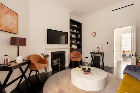 3 bedroom apartment to rent, Pont Street, Knightsbridge, SW1X