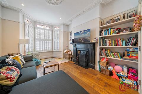 undefined, Inderwick Road, N8