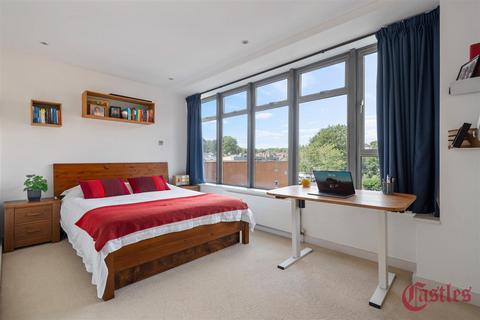 2 bedroom flat for sale, Village Apartments, The Broadway, Crouch End N8