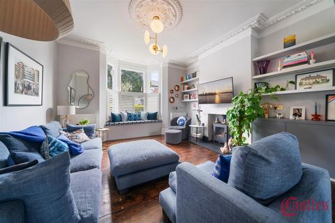 10 Tivoli Road, London, N8 8RE