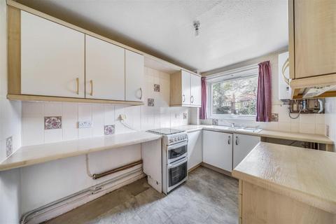 undefined, Maple Road, Surbiton