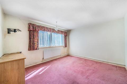 undefined, Maple Road, Surbiton