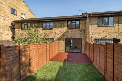 3 Dial Close, Greenhithe, DA9 9PY