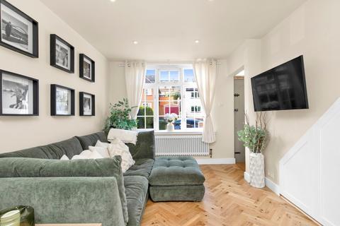 2 bedroom terraced house for sale, Cline Road, Guildford