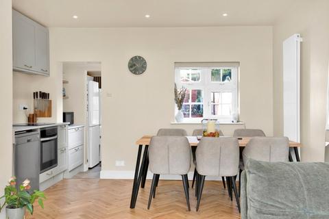 2 bedroom terraced house for sale, Cline Road, Guildford