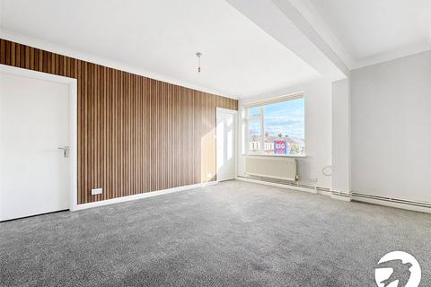 3 bedroom flat to rent, Upper Wickham Lane, Welling, Kent, DA16