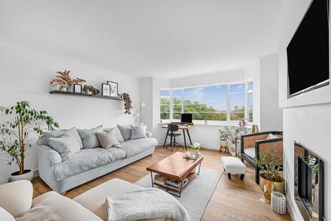 Deanhill Court, Upper Richmond Road West, London, SW14