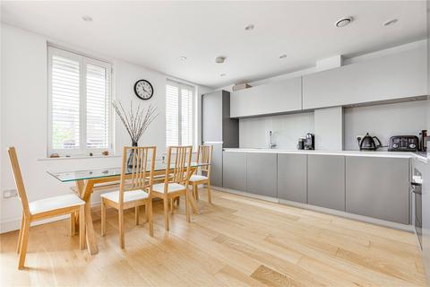 2 bedroom flat for sale, Westmoreland Apartments, 160 Gideon Road, London