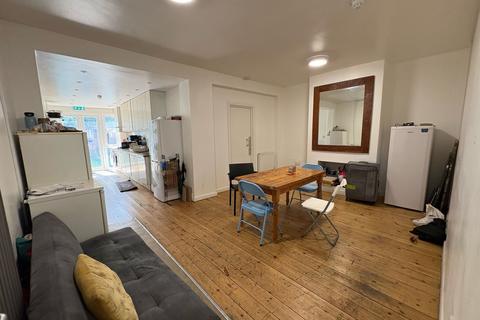 1 bedroom house of multiple occupation to rent, 125 Botley Road, Oxford, OX2