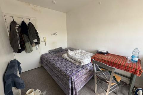 1 bedroom house of multiple occupation to rent, 125 Botley Road, Oxford, OX2