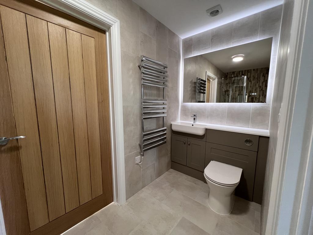 En Suite /Bathroom