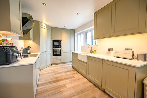 4 bedroom detached bungalow for sale, Parmiter Way, Wimborne, BH21