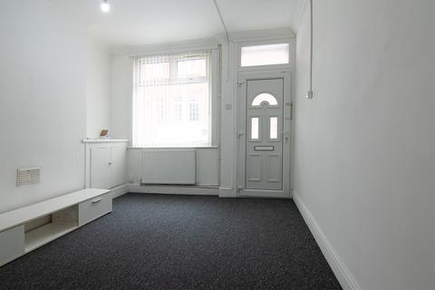 3 bedroom terraced house for sale, Mantle Road, Leicester LE3