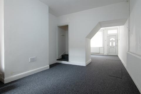 3 bedroom terraced house for sale, Mantle Road, Leicester LE3