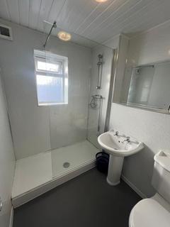 5 bedroom house to rent, King Edwards Road, Brynmill, Swansea