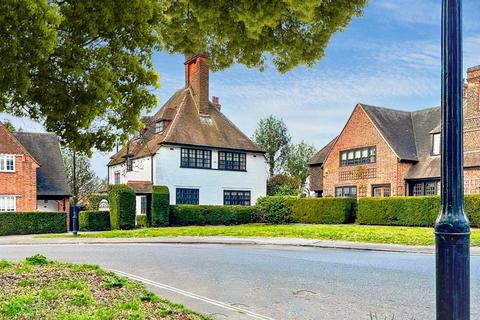 undefined, Reed Pond Walk, Romford