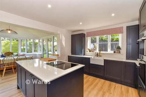 4 bedroom detached house for sale, Forson Close, Tenterden, Kent