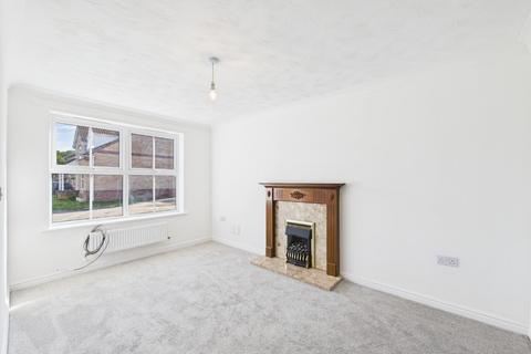 3 bedroom detached house for sale, Blackberry Close, South Hykeham, Lincoln