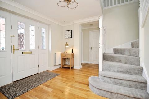 5 bedroom detached house for sale, Dwyer Close, Syston, LE7