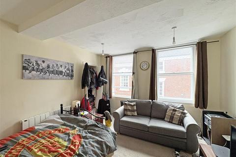3 bedroom terraced house for sale, Claremont Hill, Shrewsbury
