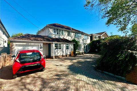 undefined, Park Avenue, Lymington, Hampshire, SO41