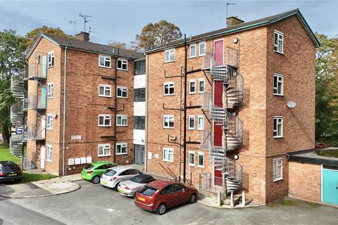 Torrington Gardens, Thingwall, Wirral, CH61