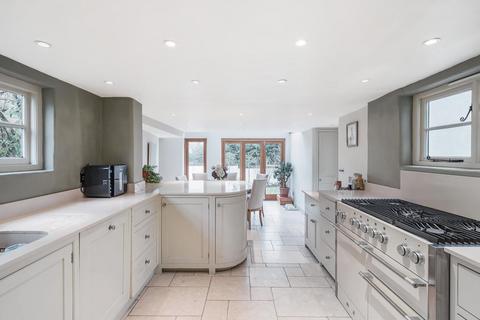 undefined, Long Crendon, Buckinghamshire